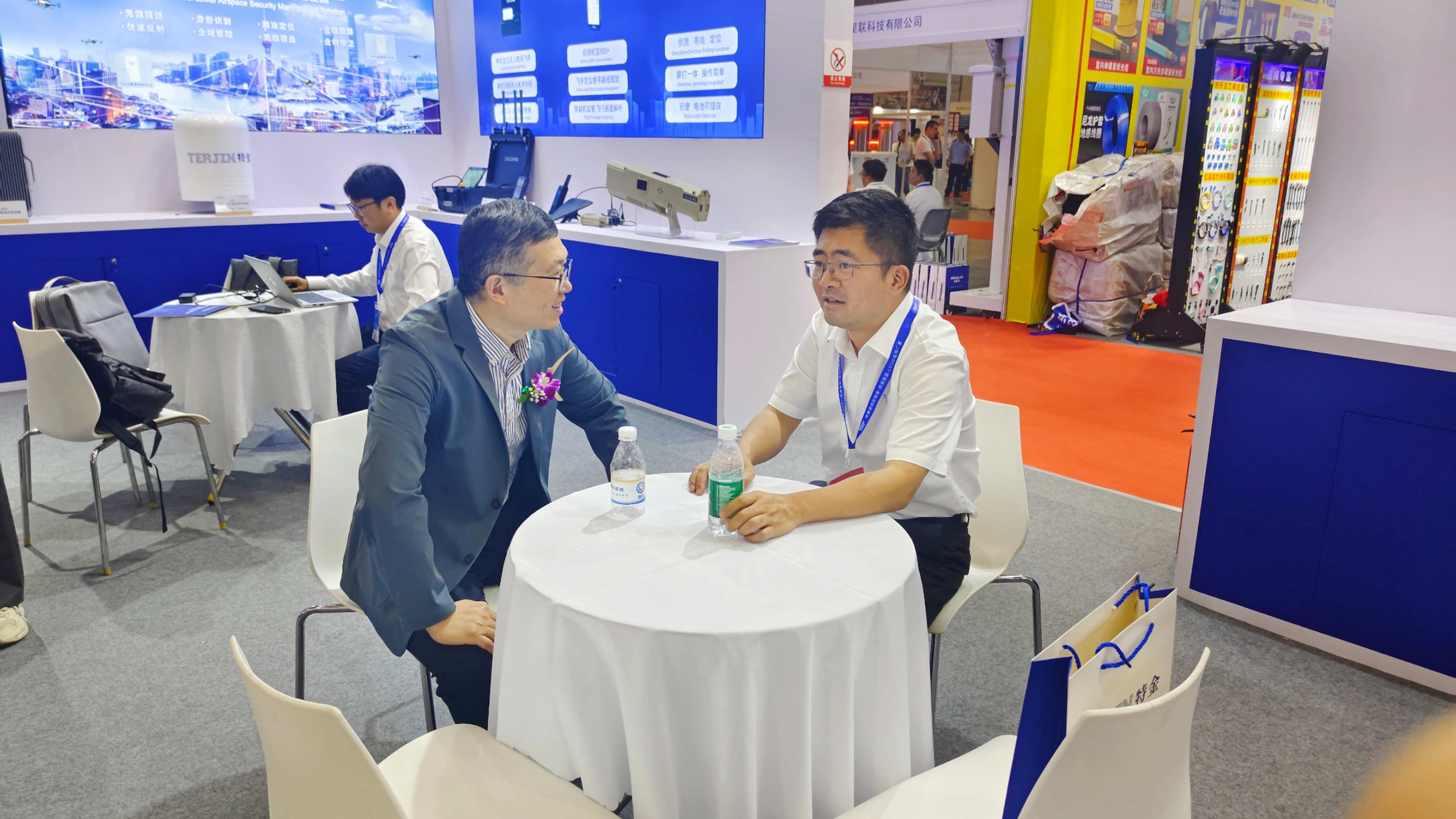 0acb4724953914e83b67494b807e4780.jpg 0acb4724953914e83b67494b807e4780.jpg