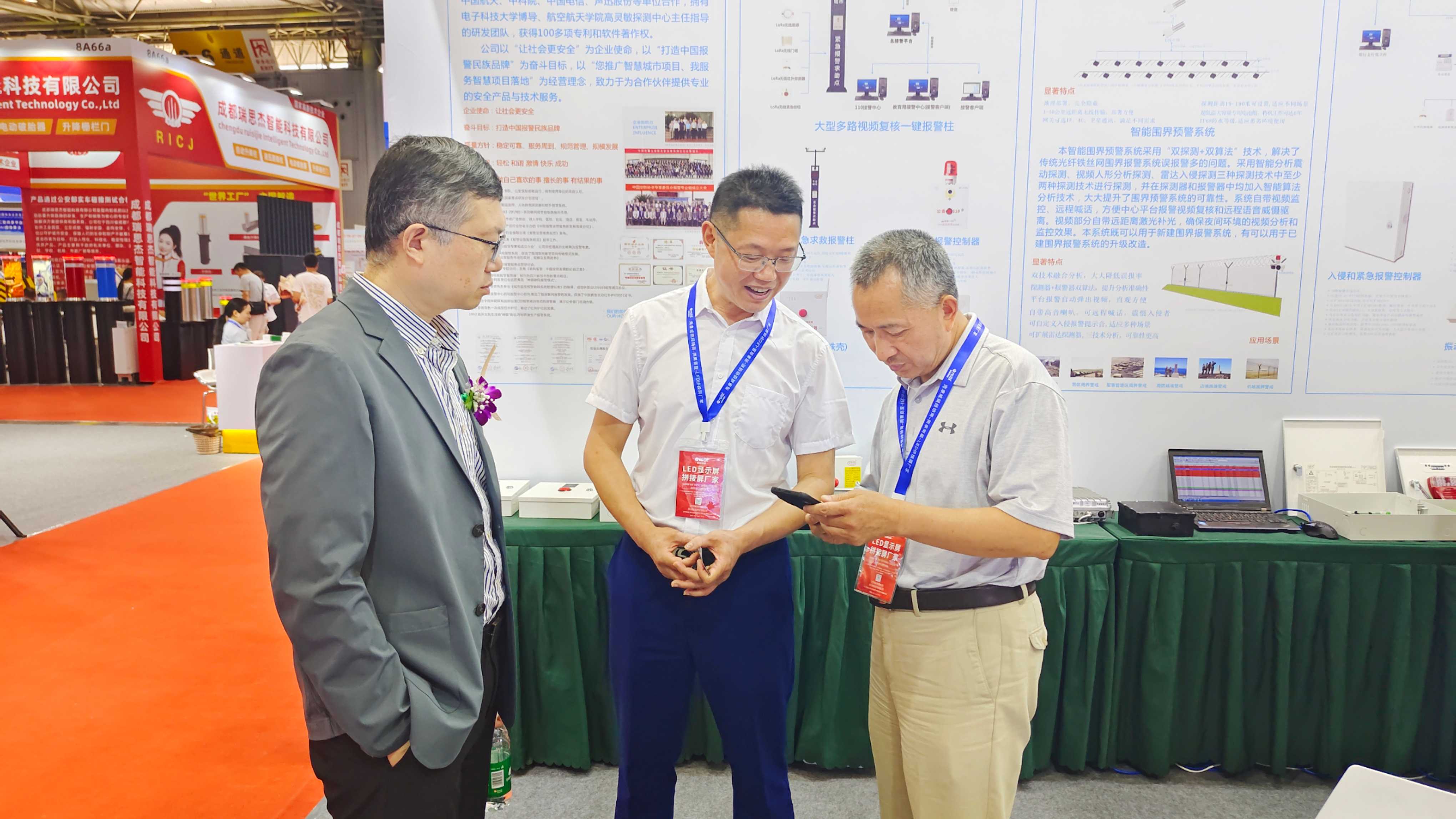 81d5f8ef757f4690d74490e45ca03584.jpg 81d5f8ef757f4690d74490e45ca03584.jpg